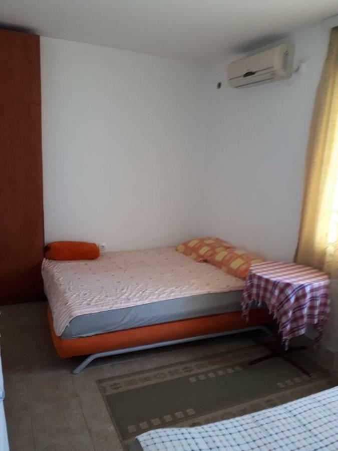 Vila Stojana Hotel Сутоморе Екстериор снимка